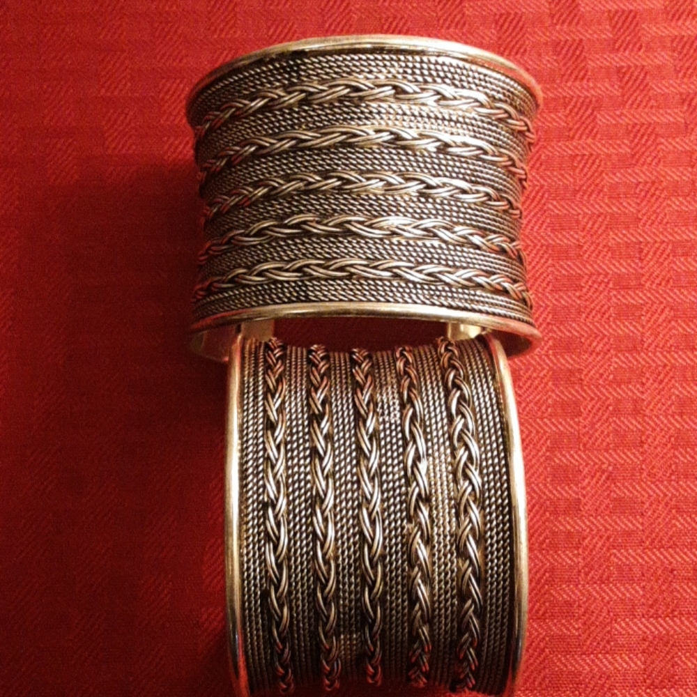 Trisha Waldron Silver Woven Cuff - Picture 4 of 4